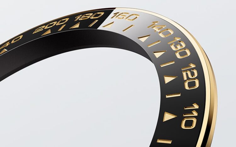 セラクロムベゼル