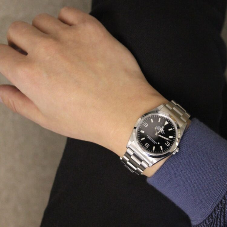ロレックス エクスプローラー ref.14270 ブラック サイズ感　着用写真サンプル