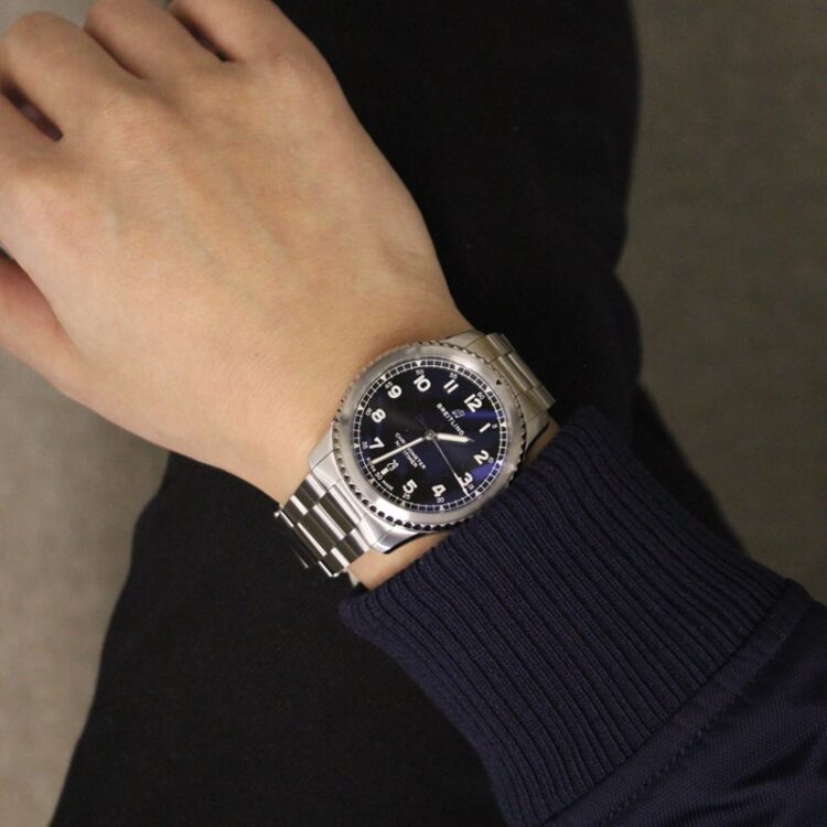 ブライトリング ナビタイマー ナビタイマー8 ref.A17314101B1A1 / A17314 ブラック サイズ感　着用写真サンプル