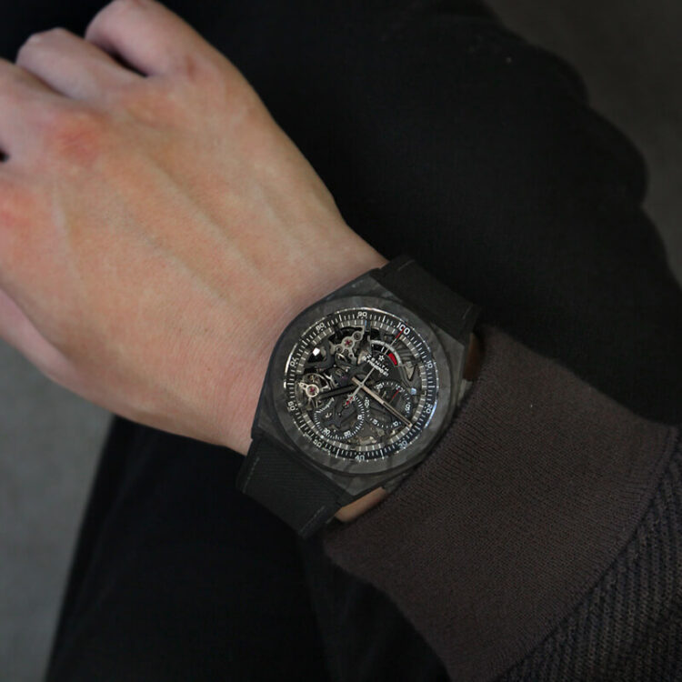 ゼニス デファイ エル・プリメロ 21 カーボン ref.10.9000.9004/96.R921 スケルトン サイズ感　着用写真サンプル