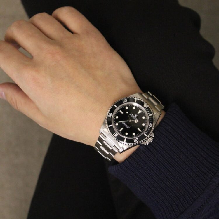 ロレックス サブマリーナ ref.14060 ブラックサイズ感　着用写真サンプル